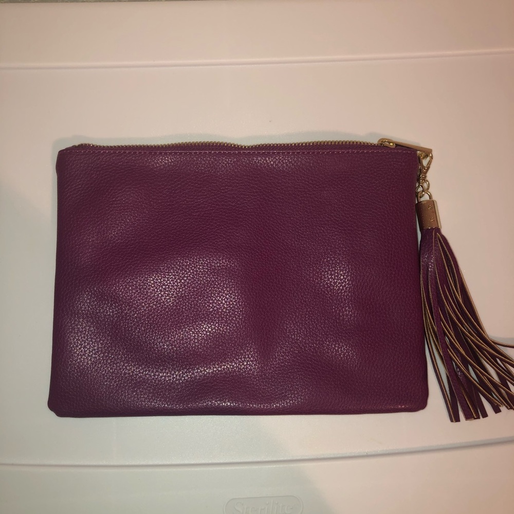 Merona Clutch